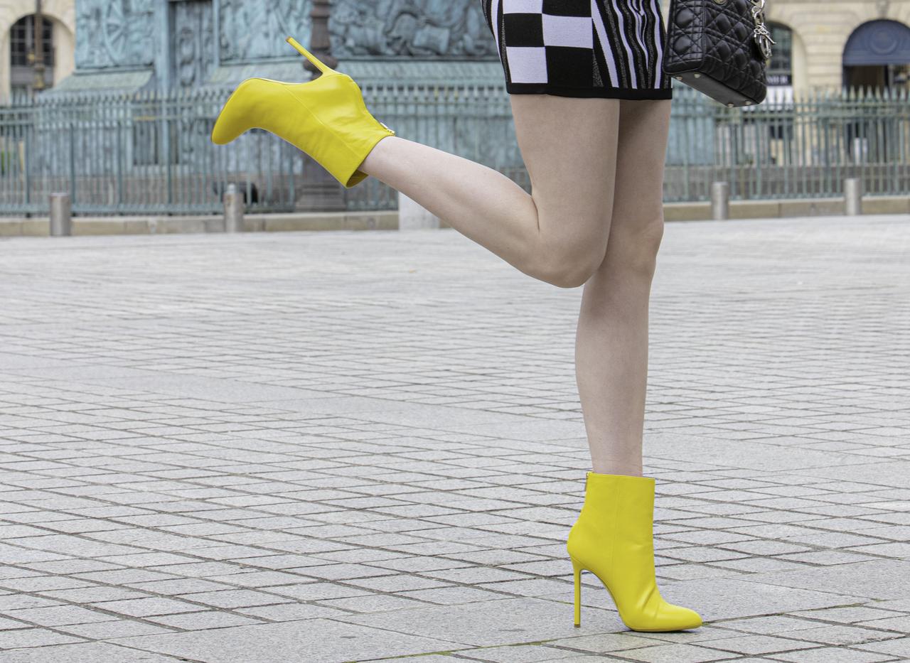 Lieux de Tournage d'Emily in Paris & Où Faire du Shopping comme une Parisienne